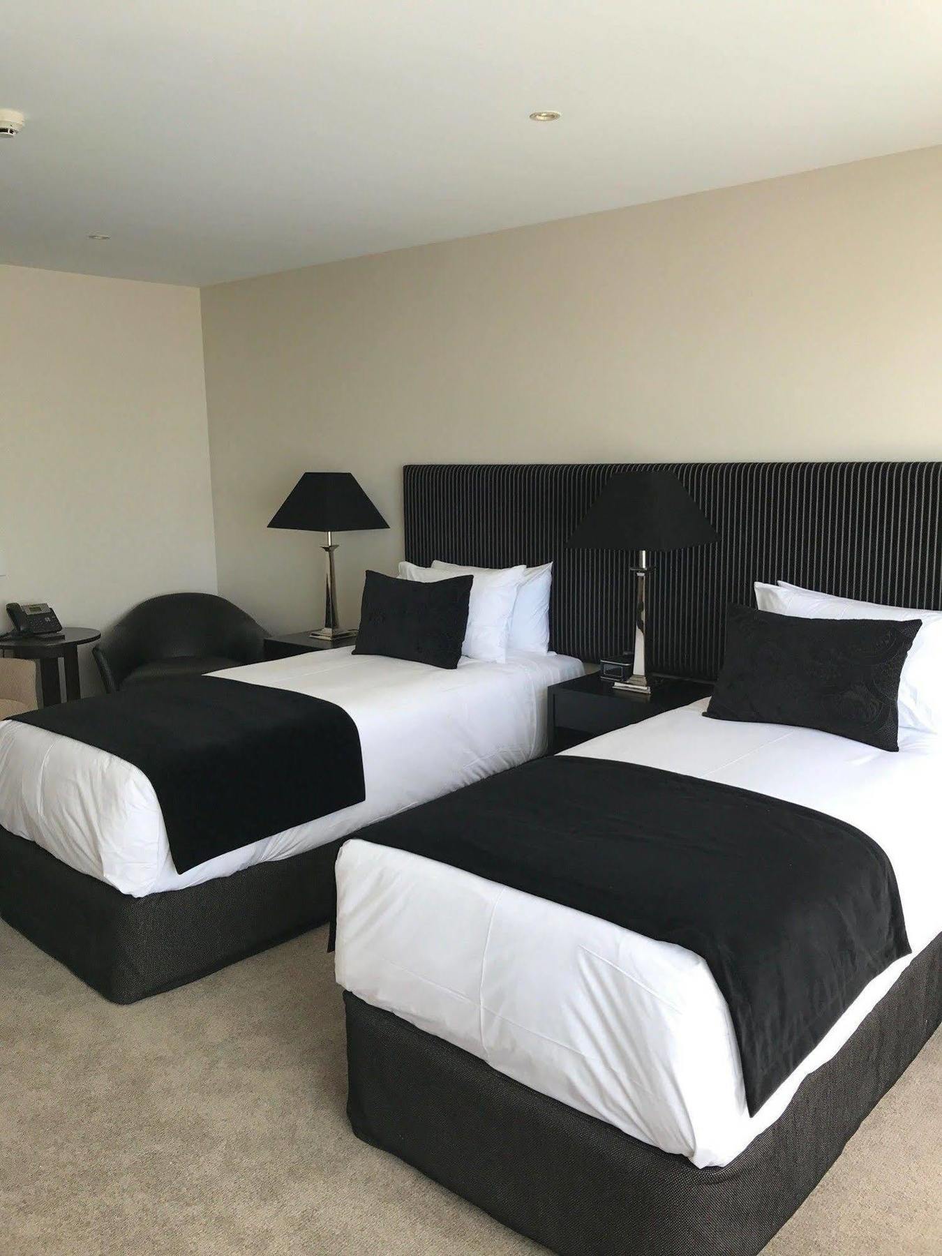 Hackthorne Gardens Luxury Accommodation Christchurch Buitenkant foto